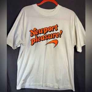 VTG 1980s Newport Cigarettes T Shirt L/XL